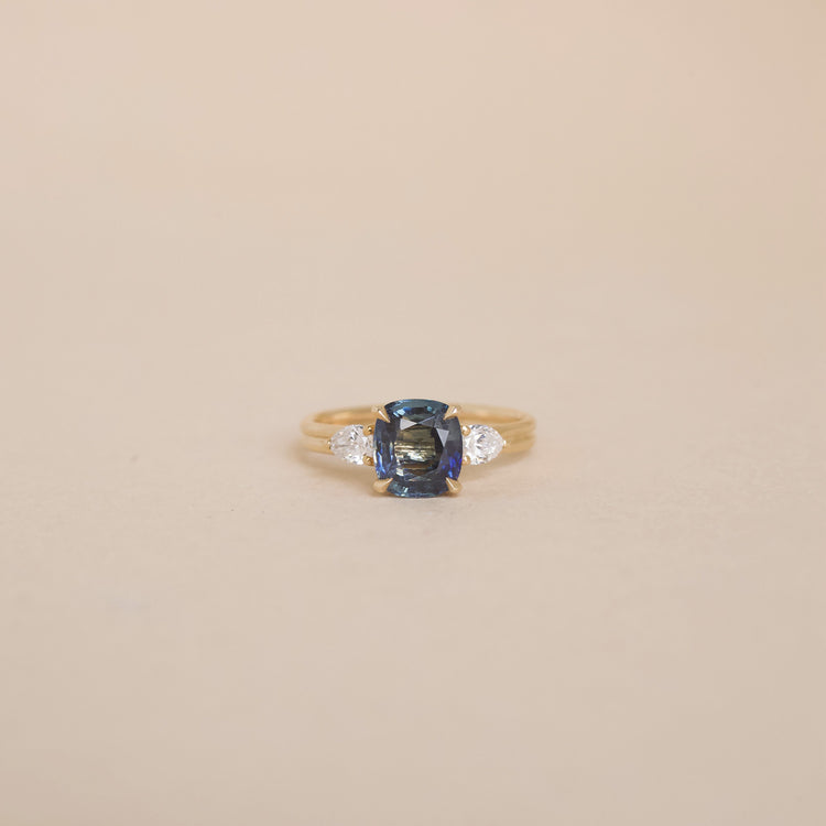 Leo Ring