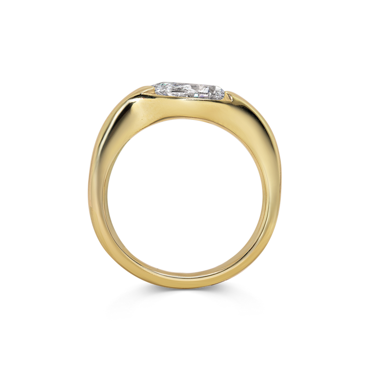 Pear Diamond Sway Ring
