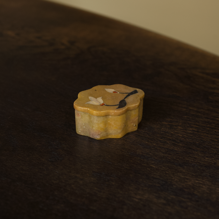Scalloped Marble Box
