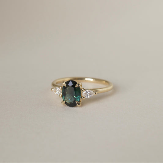 Eva Ring