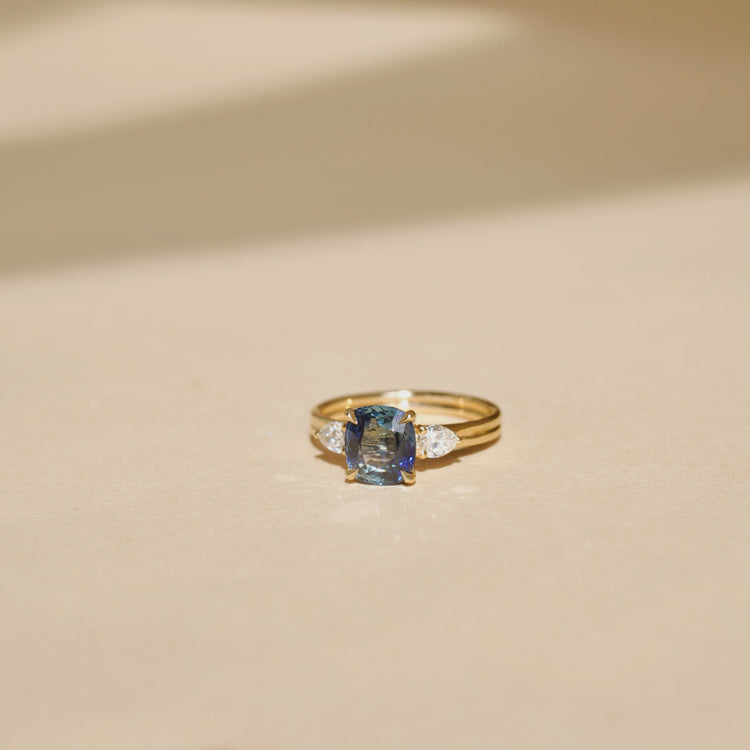Leo Ring