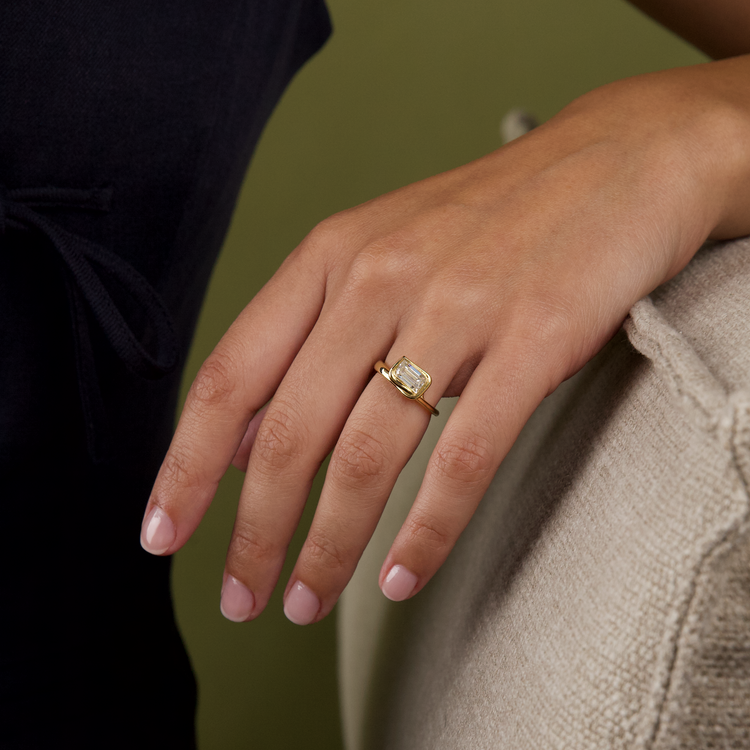 Flame Cut Lino Ring