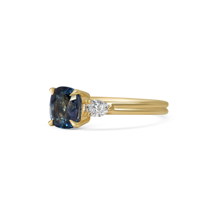 Leo Ring