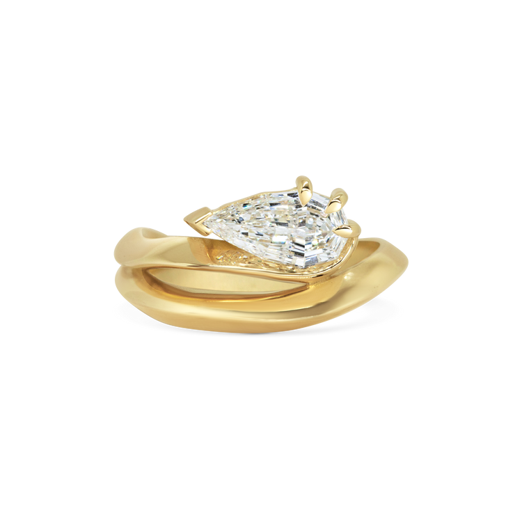 Nyx Diamond Ring
