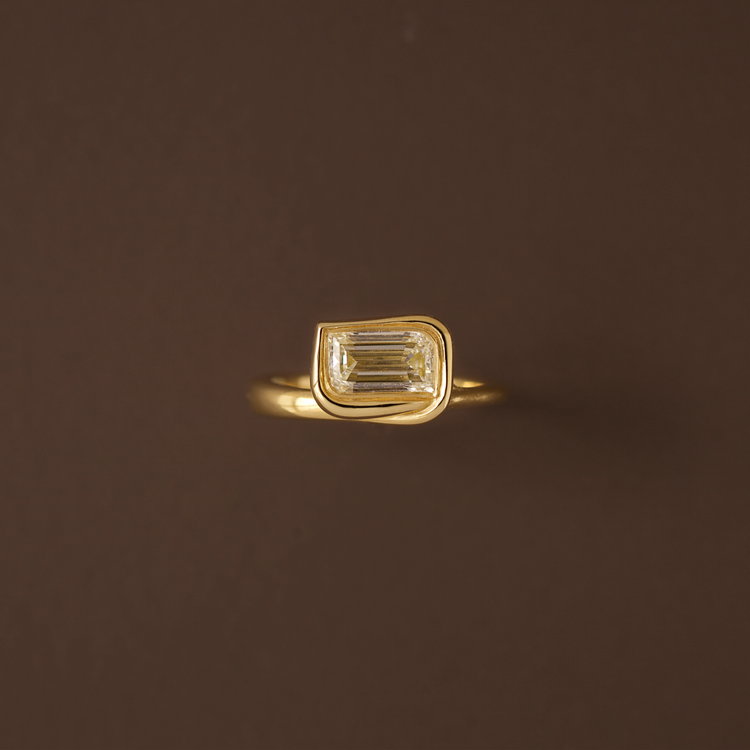Flame Cut Lino Ring