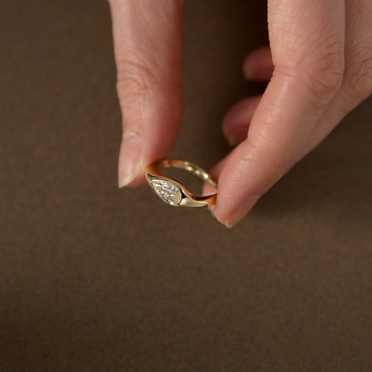 Pear Diamond Sway Ring